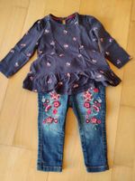 Set Jeans mit Blumen und Oberteil 68 74 Bayern - Essenbach Vorschau