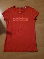 rotes  adidas Sportshirt Funktionsshirt Shirt 38 Sachsen-Anhalt - Sangerhausen Vorschau