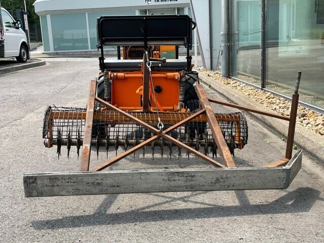 Ransomes Sisis Bahnplaner selbstfahrend Schleppe Reitbahnplaner in Gevelsberg