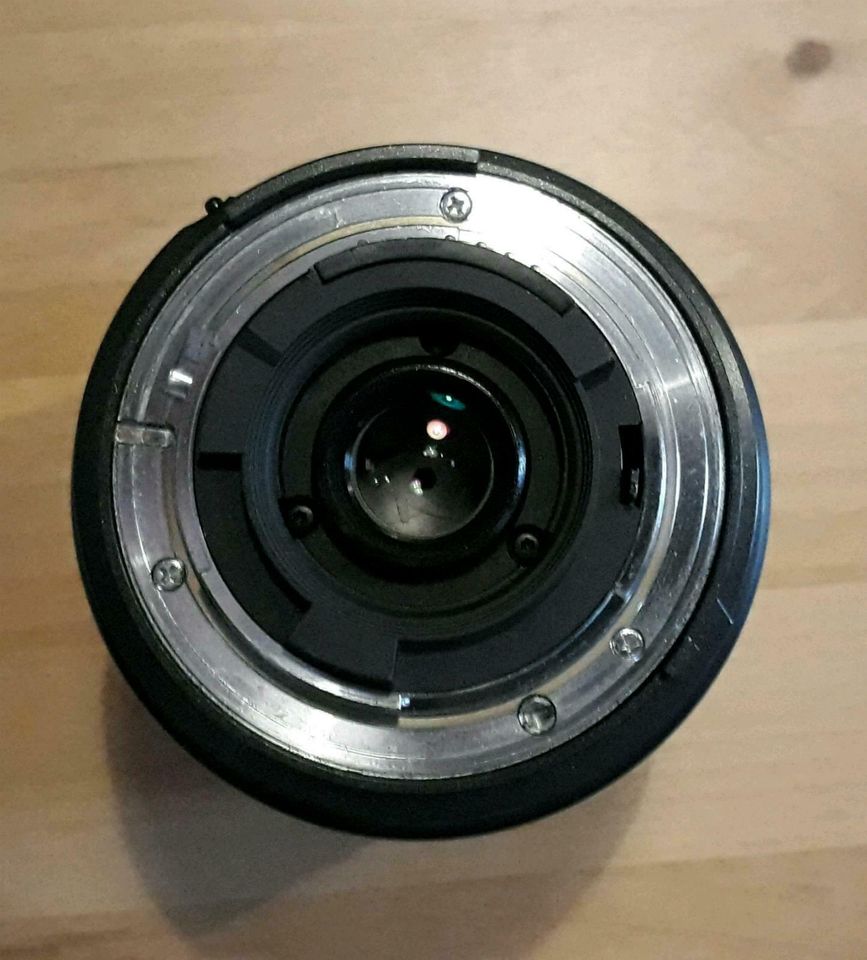 Nikon F-601 mit Zubehör in Herten