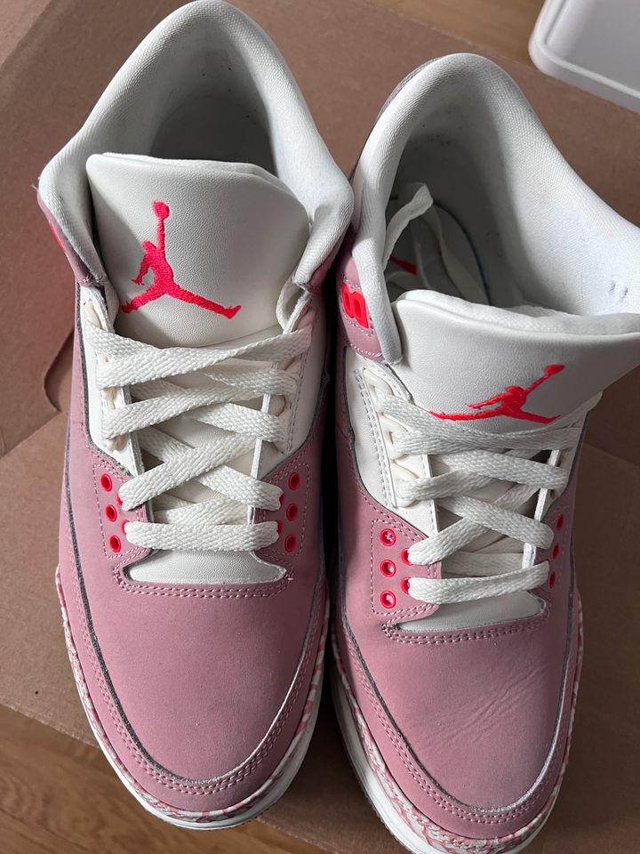 Nike Air Jordan 3 Retro Rust Pink Gr 40.5 in Teltow