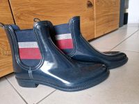 Gr. 41 Tommy Hilfiger Regenschuhe Stiefeletten Stiefel blau Gummi Nordrhein-Westfalen - Frechen Vorschau