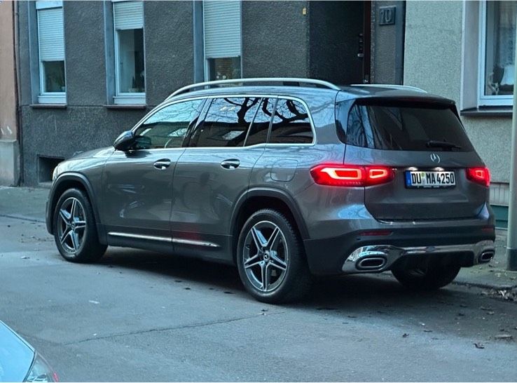 Mercedes Benz GLB 200d AMG LINE in Duisburg