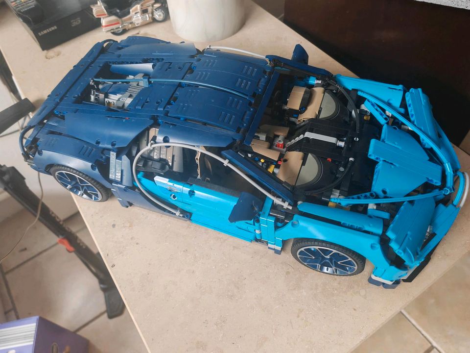 Klemmbaustein wie Lego Bugatti Chiron Technic 1:8 in Mönchengladbach