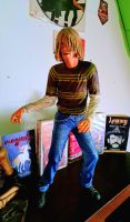 Kurt Kobain Spielfigur ca. 45 cm. hoch Nordrhein-Westfalen - Steinhagen Vorschau