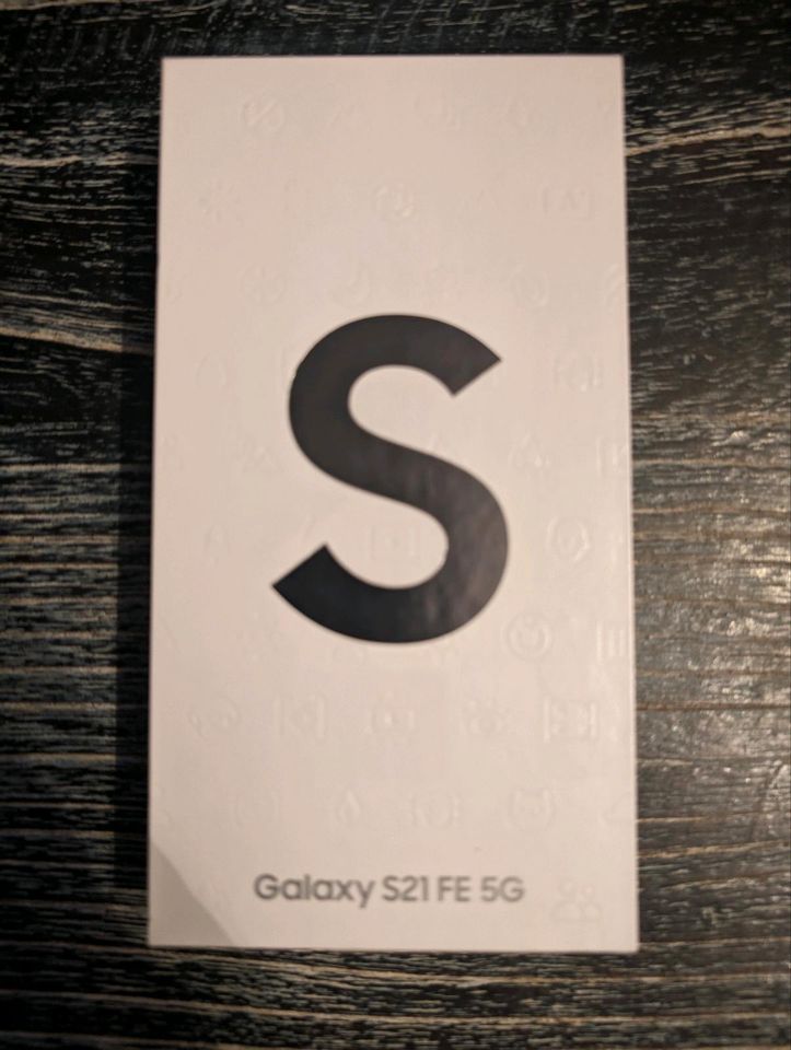SAMSUNG Galaxy S21 FE 5G 128 GB Graphite Dual SIM in Mettmann