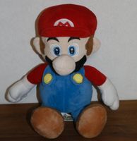 Original Super Mario Plüsch Figur 45 cm Hessen - Gießen Vorschau