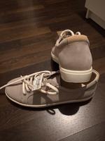 Nagelneue ecco Damen Sneaker mit OVP / Farbe Grey Rose / Gr. 40 Bayern - Hallbergmoos Vorschau
