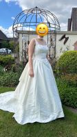 Brautkleid, Traum in „cremeweiß“ SCHNÄPPCHEN! Gr.38 mit Reifrock Niedersachsen - Uelzen Vorschau