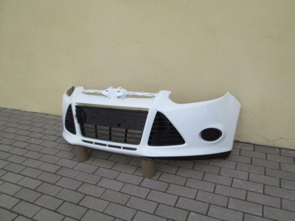 Stoßstange Frontschürze FORD FOCUS III 3 2010-2013 in Bonn