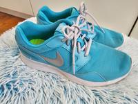 Nike Sport Schuhe Laufschuhe Gr. 41 türkis Kr. Dachau - Dachau Vorschau