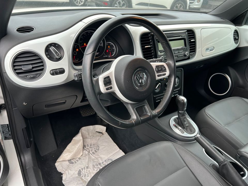 VW beetle Cabrio 1,8L bj. 10/14 erst 73000 km Top in Dortmund