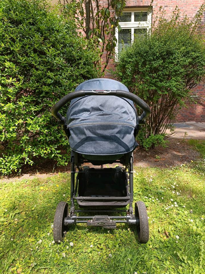 Hartan Kinderwagen Sprint GT dunkelblau mit Matratze in Hamburg