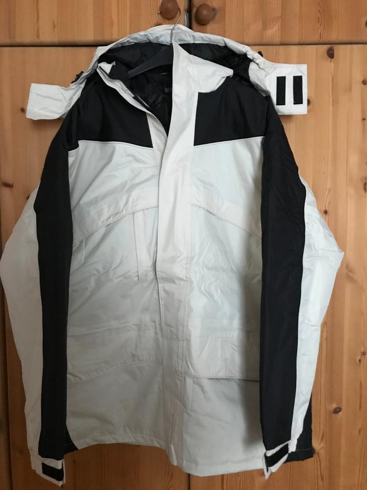 Herren Parka Longjacke Kapuze wasserdicht weiß schwarz XL NEU in Nordhalben