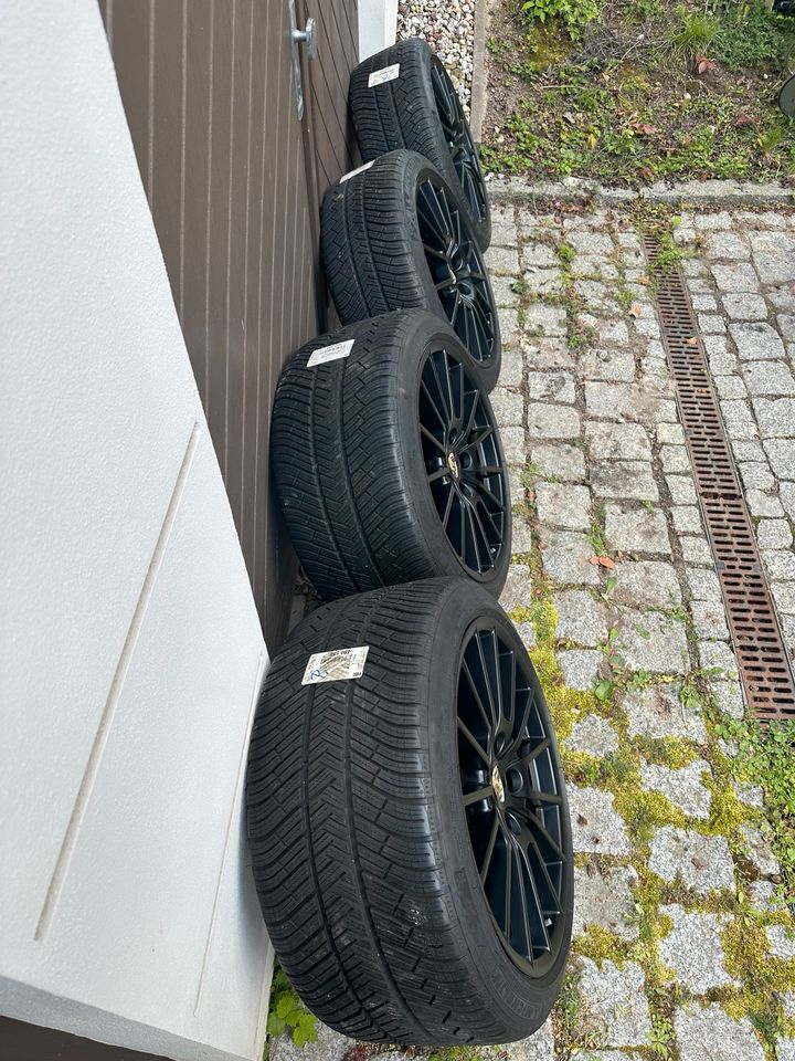 20 Zoll neue Winterräder Porsche mit neuer Michelin Bereifung! in Leipzig