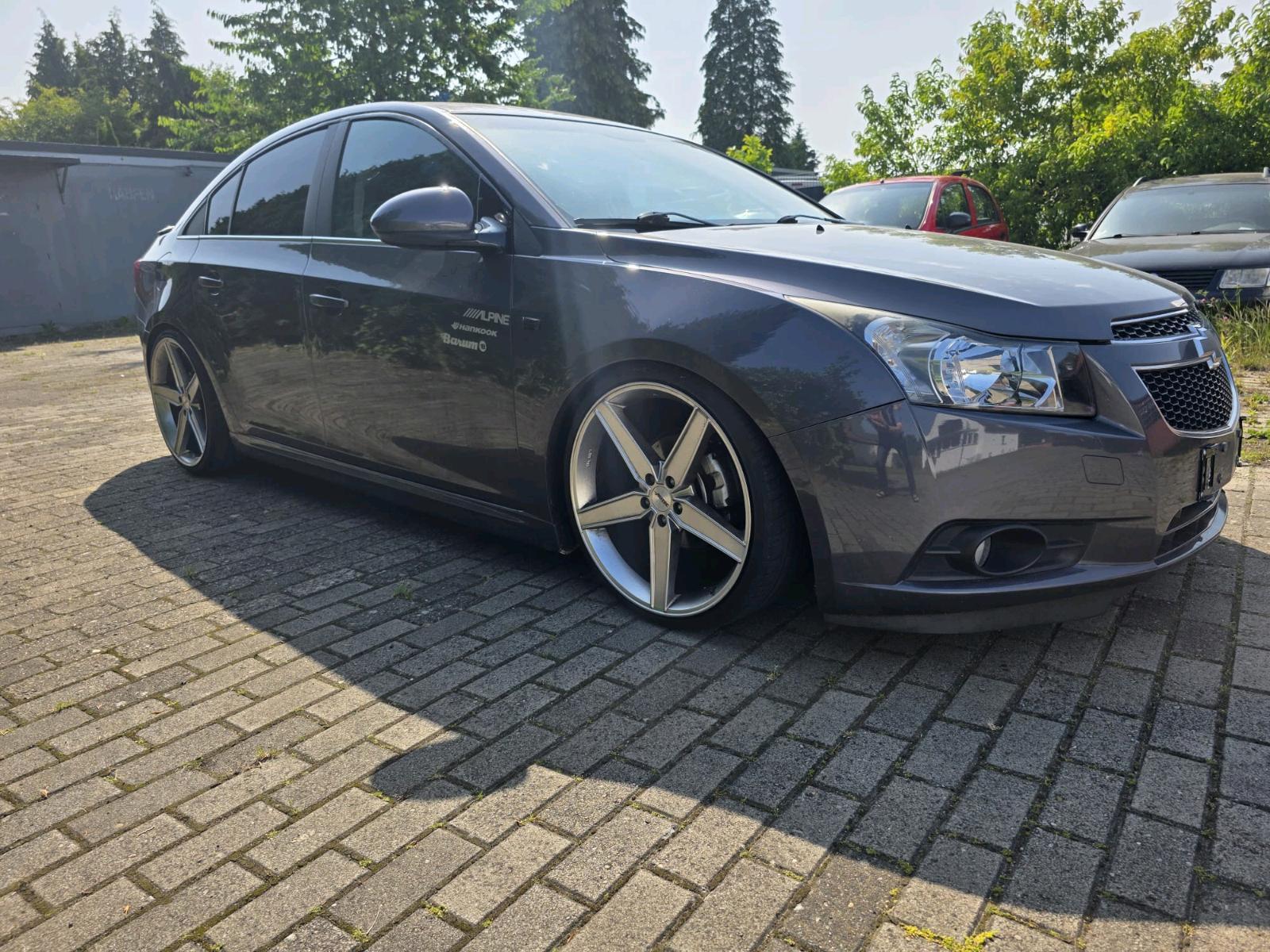 Abbildung des Autos Chevrolet Cruze 2011 TÜV…