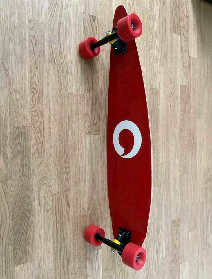 Long board, Skateboard, Vodafone edition in Berlin