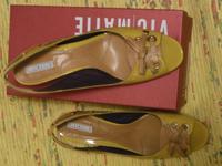 Vic Matié Sandalen neu - gelbes Lackleder, Größe 41 Rheinland-Pfalz - Mainz Vorschau
