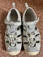 Keen Moxie Outdoorsandalen Sandalen Schuhe Gr. 31 Bayern - Vestenbergsgreuth Vorschau