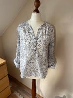 ❤️ TOP! Schöne Bluse Shirt Oberteil, Leo Print Yessica 36 Hessen - Groß-Umstadt Vorschau