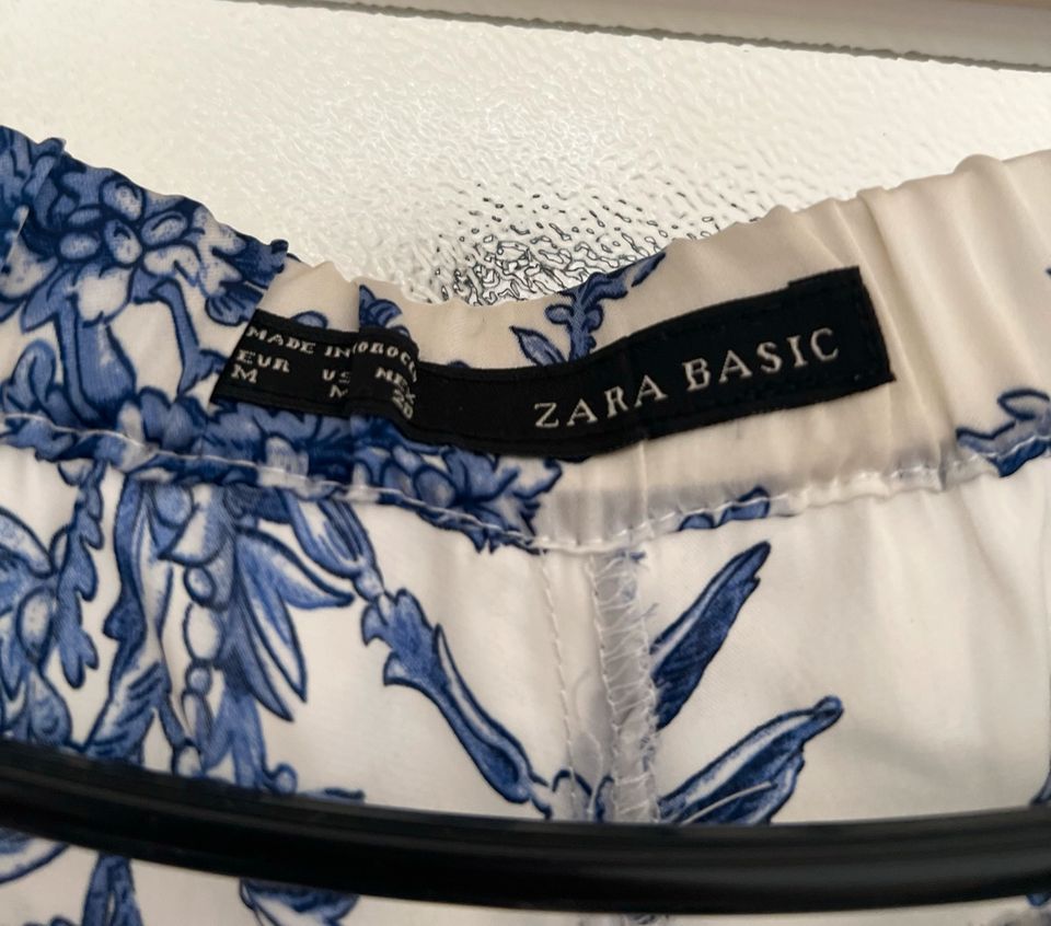 Sommerhose weiß blau Zara Gr. M in München