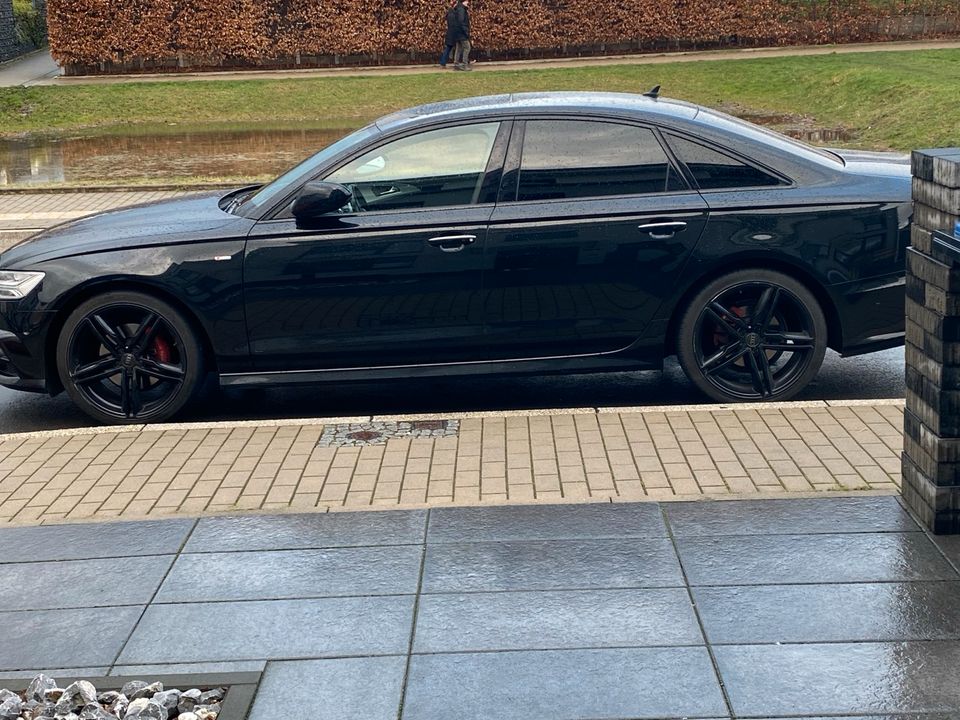 Audi a6 4g c7 limo 2,0 tdi Ultra ACC..Luft…Bose.. softclose in Dortmund