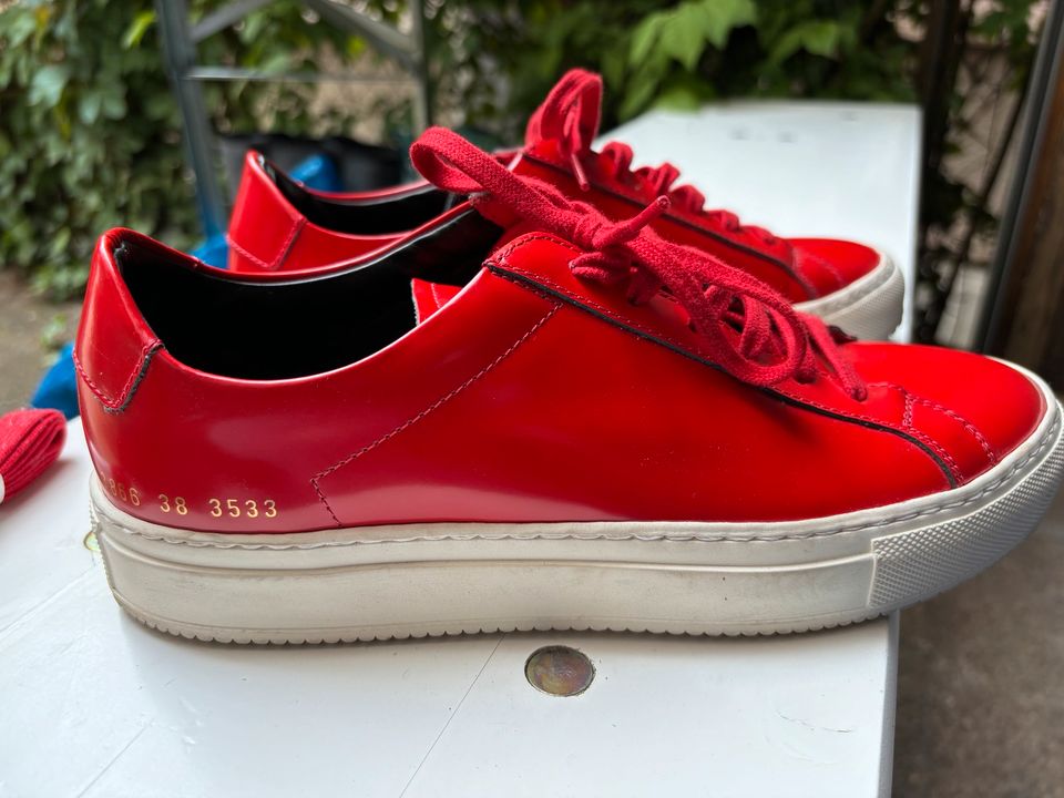 Common Projects Original Achilles Low Sneaker in rot / Größe 38 in Ditzingen