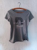 T-Shirt mit silber Größe S Baden-Württemberg - Villingendorf Vorschau