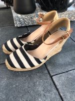 H&M Sandalen Sandaletten Gr. 39 Creme schwarz Bast Nordrhein-Westfalen - Lippstadt Vorschau