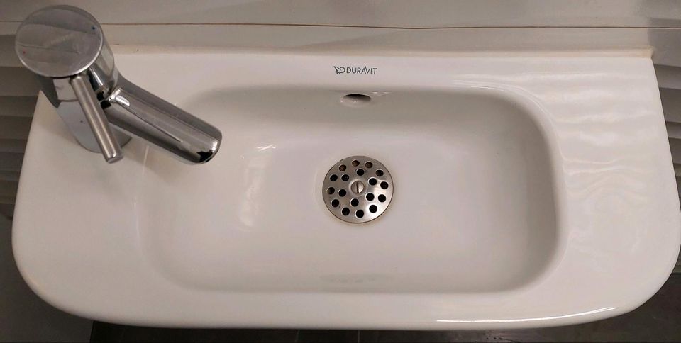 Duravit Handwaschbecken D-Code, ohne Armatur in Backnang