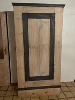 Schrank aus Holz / Garderobenschrank Nordrhein-Westfalen - Nümbrecht Vorschau