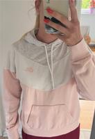 Nike Pullover schöne helle Farben xs s Niedersachsen - Vechta Vorschau