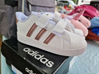 Adidas Kinder Schuhe NEU Nordrhein-Westfalen - Telgte Vorschau