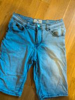 Jeansshort Kr. Altötting - Burghausen Vorschau