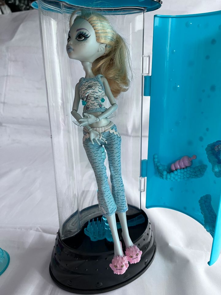 Lagoona Blue mit Wasserstation Monster High Set selten in Themar