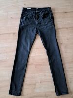 Skinny fit Liam Jack & Jones Jeans Gr. 28/30 (170/176) Niedersachsen - Lüchow Vorschau