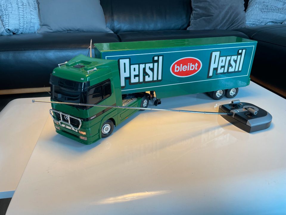 Rarität! Dickie RC Truck Actros 1857 "Persil" Sondermodell in Pfungstadt