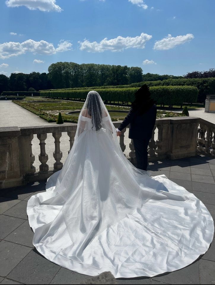 Hochzeitskleid mit Schnüren Cinderella Gelinlik in Köln