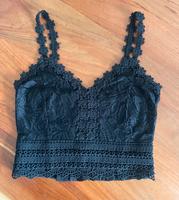 Spitzentop schwarz, Croptop, Blumendetails Niedersachsen - Achim Vorschau