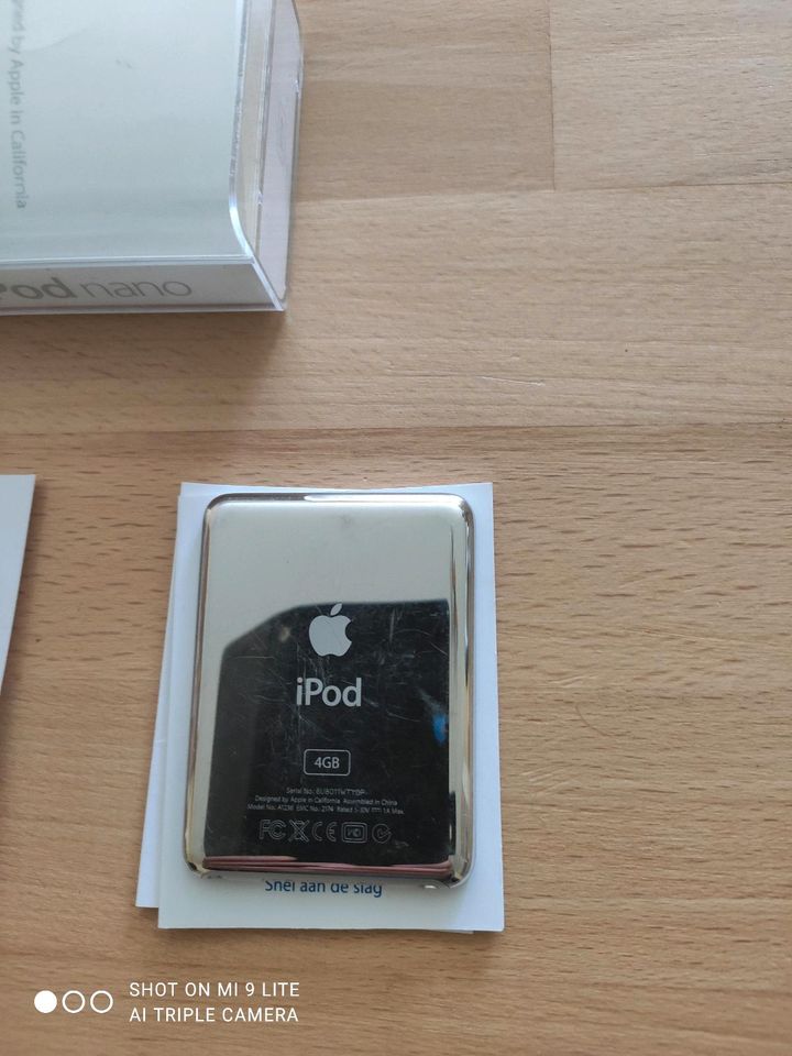 Apple iPod nano 4GB Silber - 3. Generation - A1236 - MA978ZD/A in Doberlug-Kirchhain