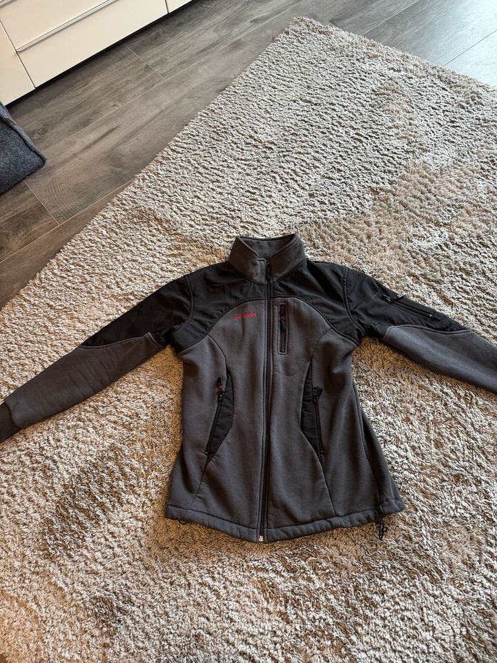 Mammut Jacke Xl in Kerpen