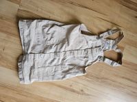 Stylischer beige Latzhosen-Kleid für Kinder in 140 Niedersachsen - Wedemark Vorschau