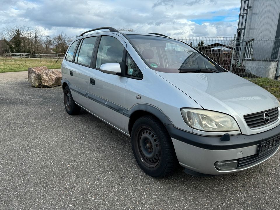 Opel Zafira 1.8 Benzin 7 Sitzer in Kappel-Grafenhausen