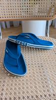 Crocs Flip Flops Zehentrenner Sandalen Badelatschen Hannover - Döhren-Wülfel Vorschau