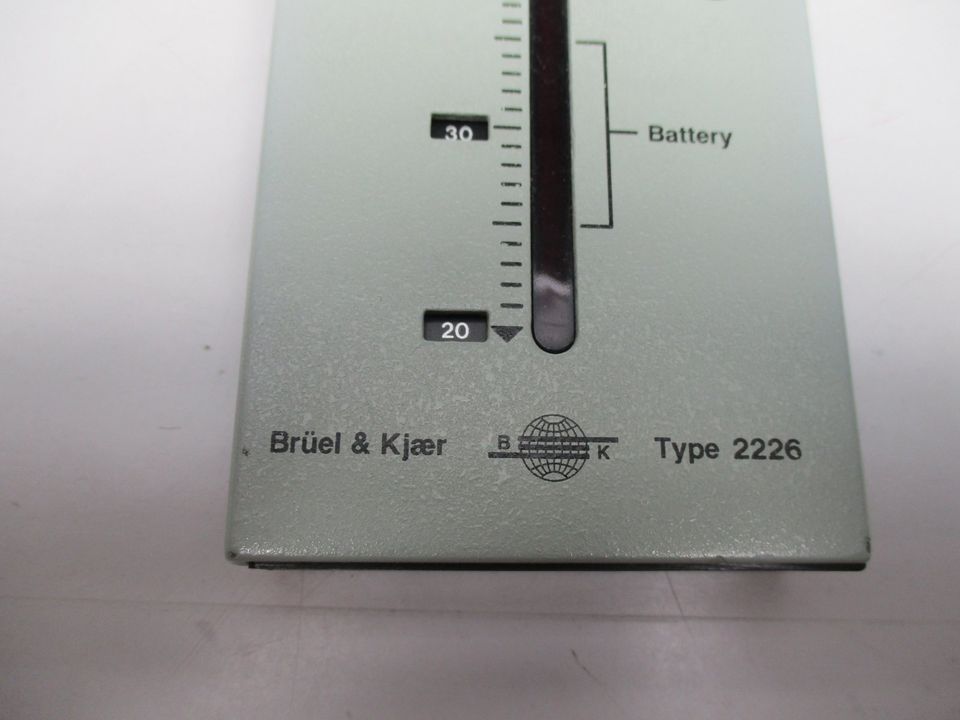 Brüel & Kjaer Impulse Sound Level Meter Type 2226-351277-80 in Weilrod 