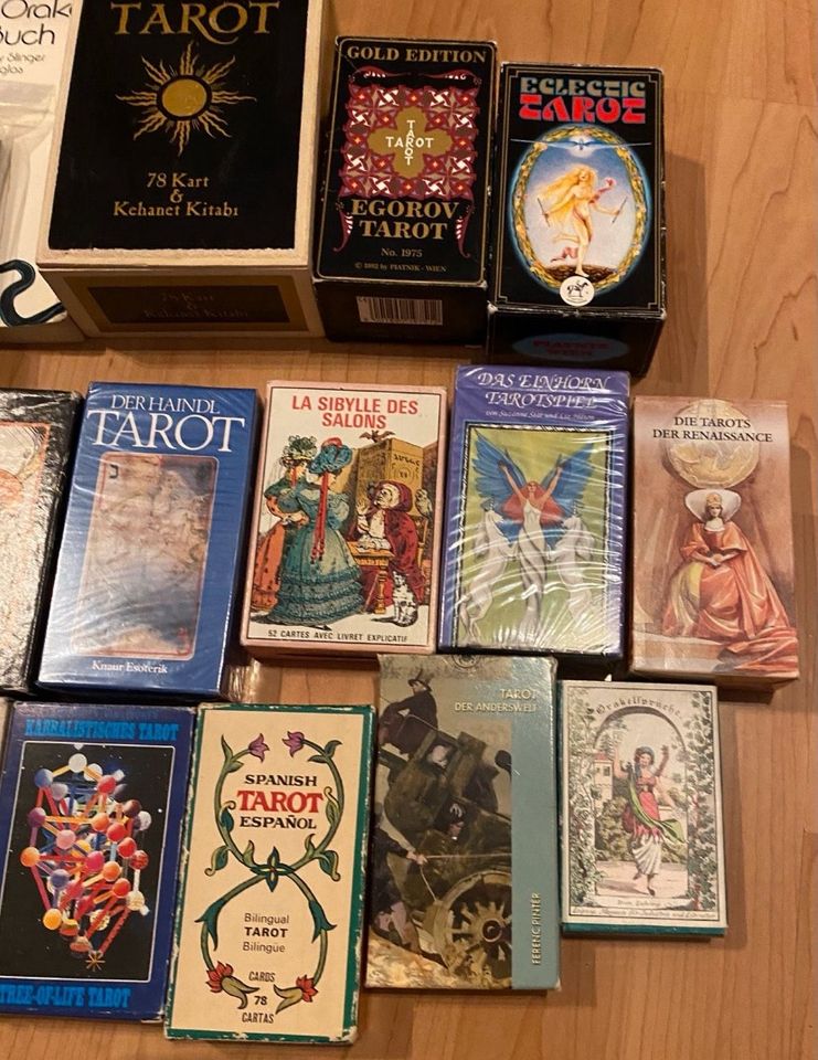 Tarot Orakel Karten Set Sammlung Raritäten Esoterik in Köln