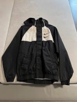 Nike Herbst-/Regenjacke Baden-Württemberg - Bopfingen Vorschau