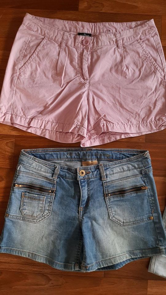 Shorts Pants Jeans kurze Hosen Gr.29 bzw 38 Takko in Schleswig-Holstein -  Oldenburg in Holstein | eBay Kleinanzeigen ist jetzt Kleinanzeigen