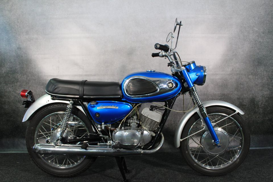 Suzuki T200 Invader 2-Takter in Trier