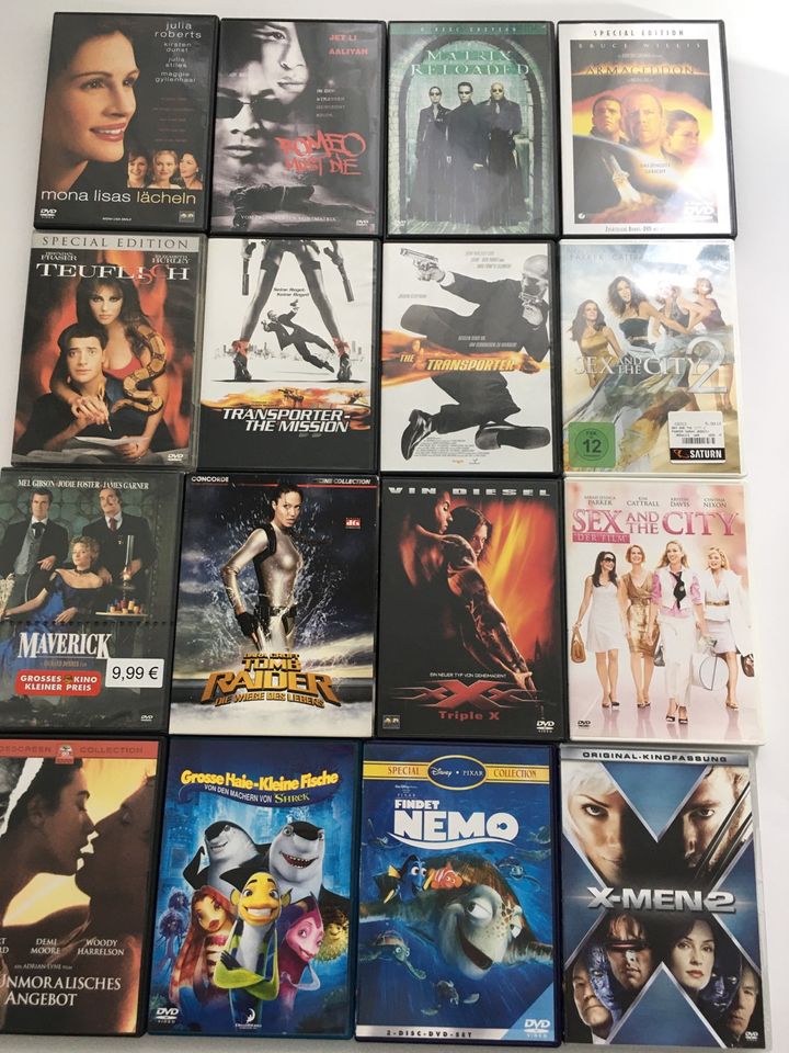 30 x DVD Film Konvolut, Xmen, MIB, Matrix Moulin Rouge wie neu in Hamburg